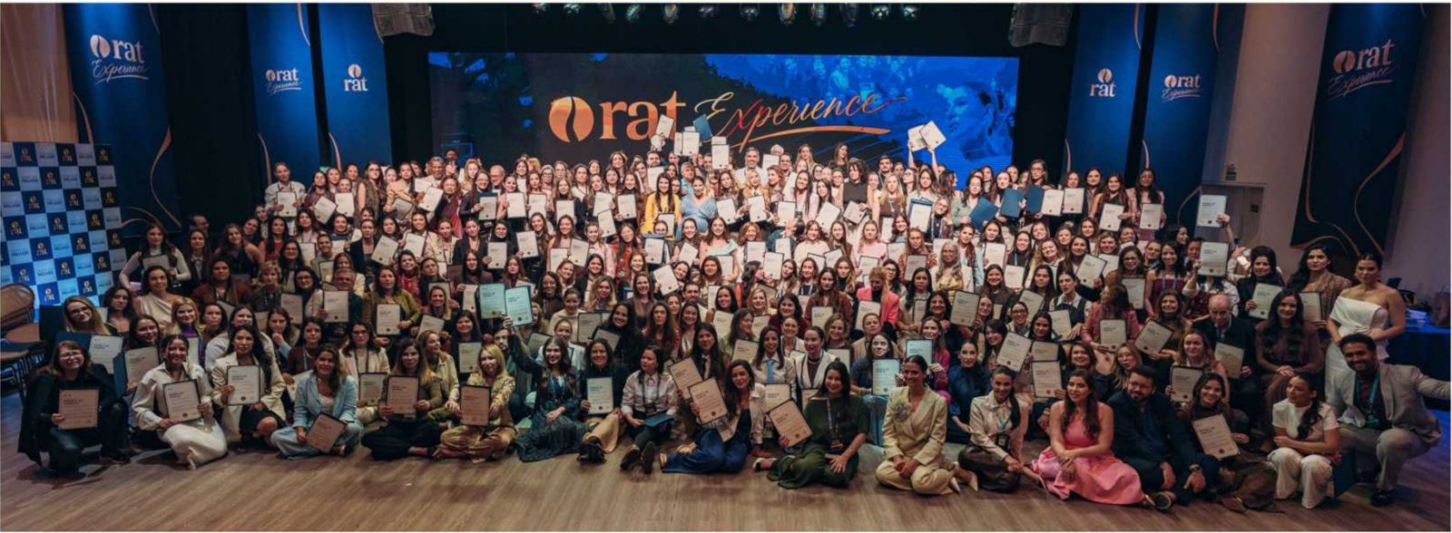 Plateia de médicos no evento RAT Experience